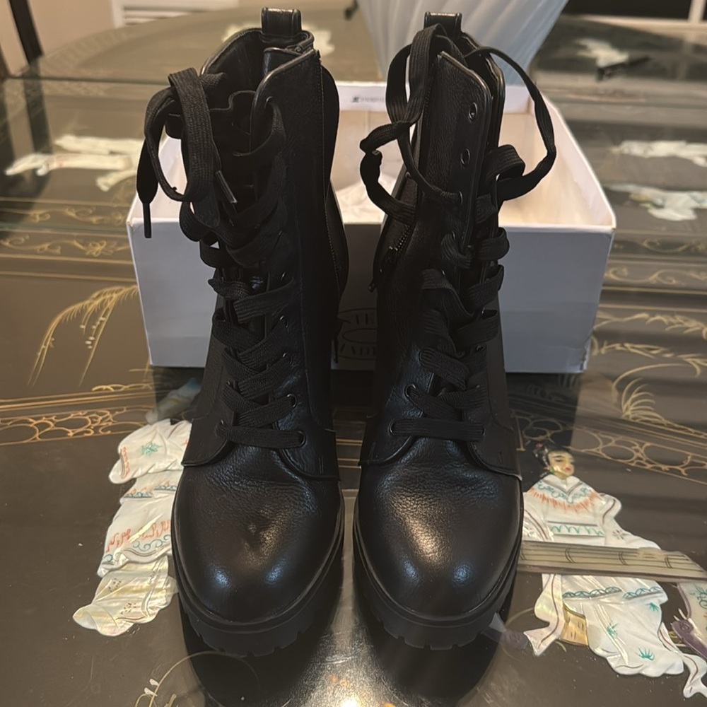 Steve Madden Laurie Black Leat Boots - Picture 2 of 4